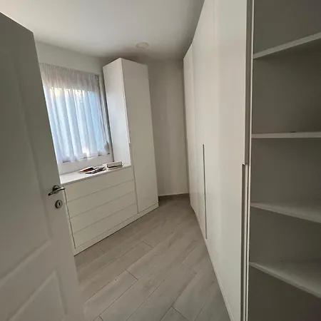 Apartment S&r